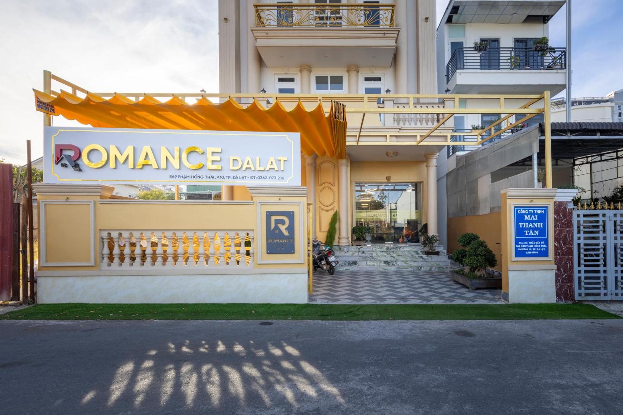 Romance Hotel Dalat Екстер'єр фото