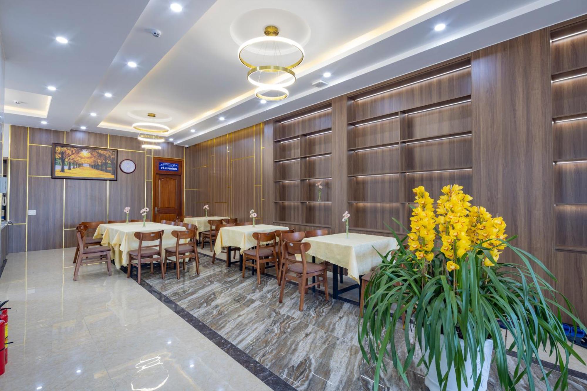 Romance Hotel Dalat Екстер'єр фото