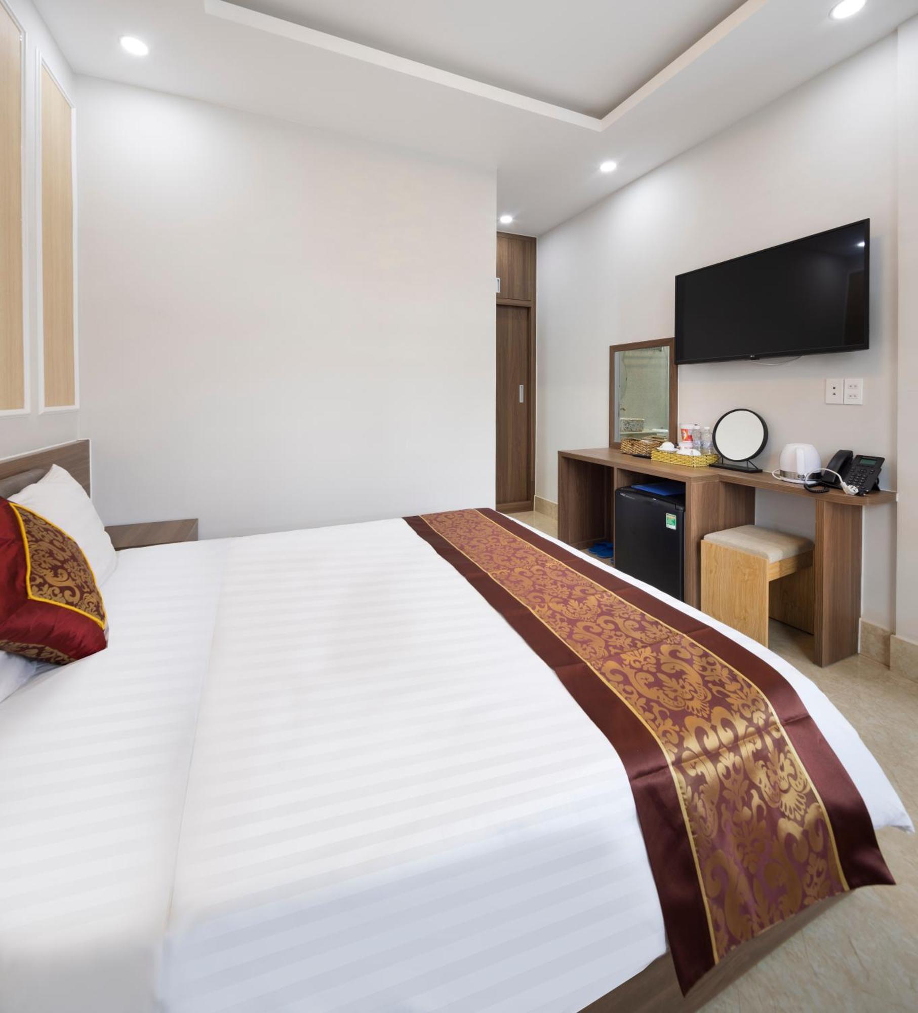 Romance Hotel Dalat Екстер'єр фото