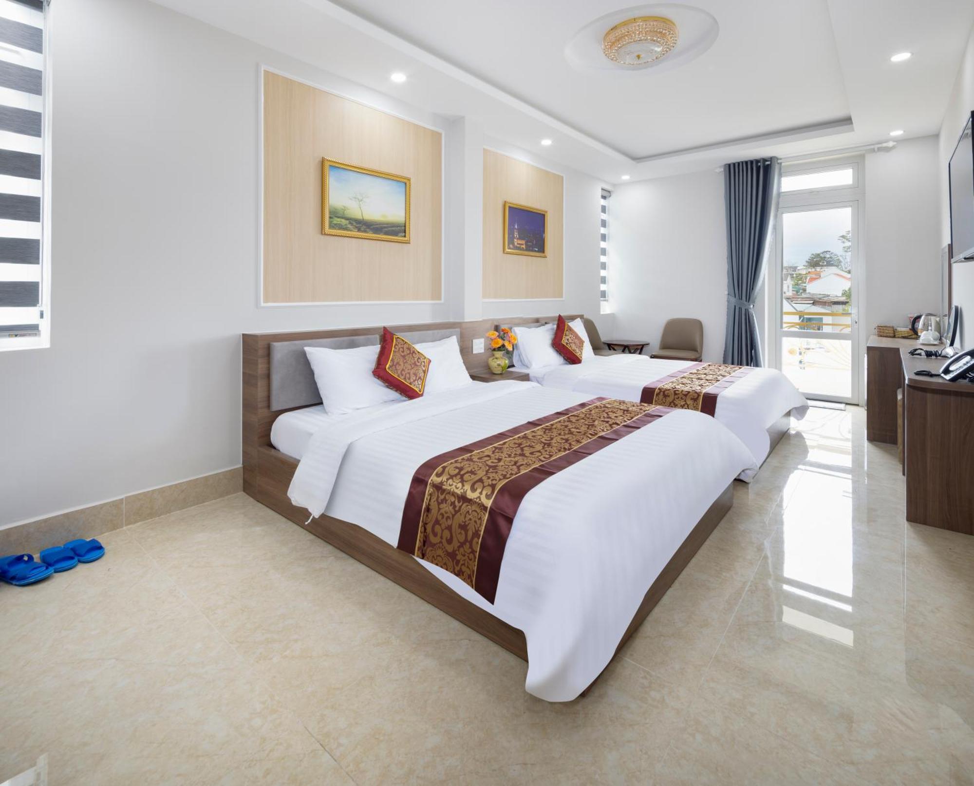 Romance Hotel Dalat Екстер'єр фото